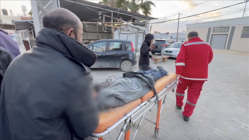 2 Palestinians, including child, killed by Israeli gunfire, unexploded ordnance in Gaza