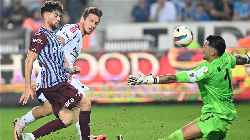 Beşiktaş, Trendyol Süper Lig'in 24. haftasında yarın Trabzonspor'u ağırlayacak