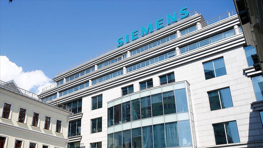 Siemens reports 52% jump in net profit