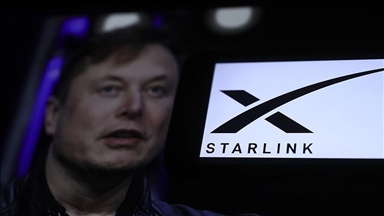 Bangladeshi leader Yunus, Elon Musk discuss bringing Starlink to South Asian nation