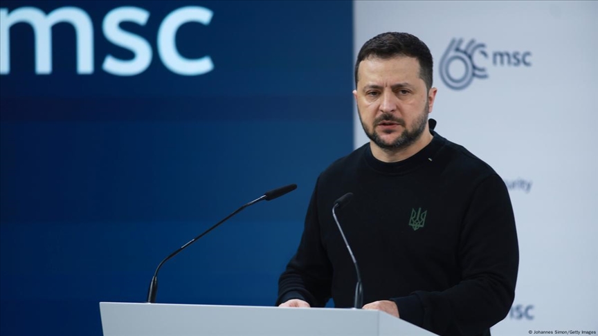 Зеленский: Киев не снимет членство Украины в НАТО со стола переговоров