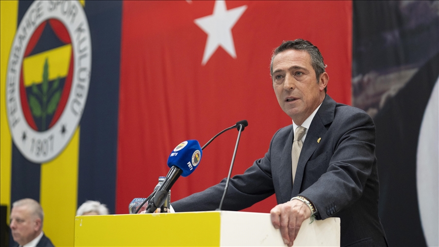 Fenerbahçe Kulübü Başkanı Ali Koç'tan yabancı orta hakem açıklaması