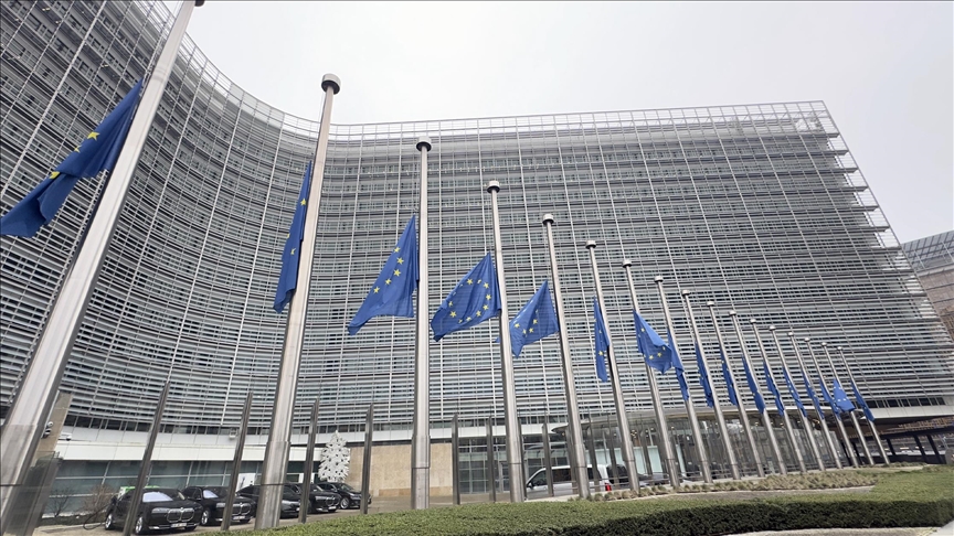 الاتحاد الأوربي يقبل مراجعة اتفاق الشراكة مع الجزائر