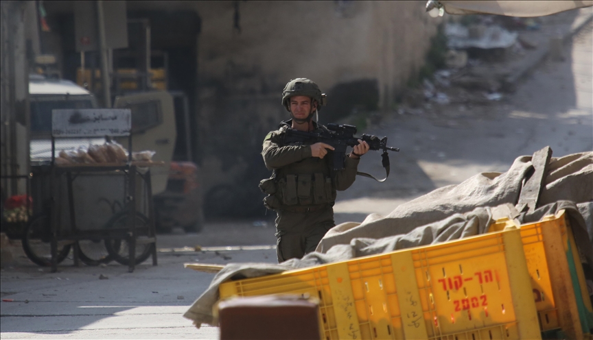 Israeli army stages new raid into Nablus amid West Bank tension