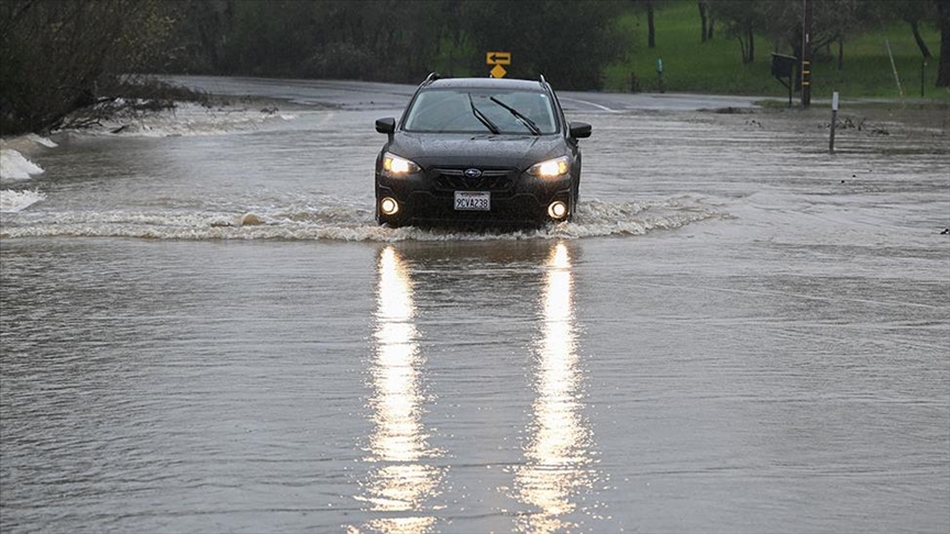Deadly floods, record-breaking cold grip multiple US states