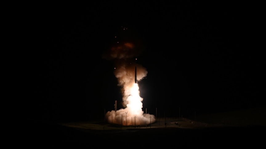 US launches intercontinental ballistic missile from state of California