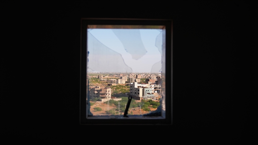Sudanese army advances to central Khartoum from south