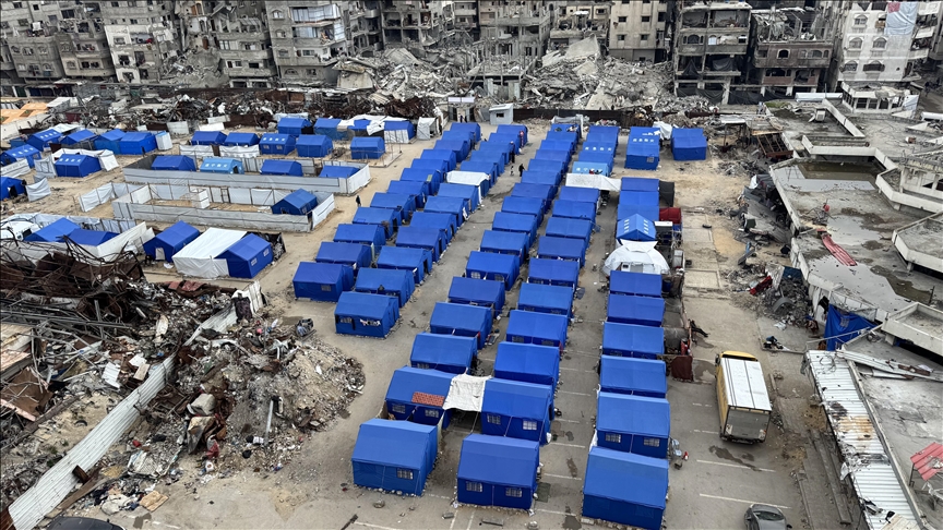 1st shipment of mobile homes set out from Egypt to Gaza under ceasefire deal
