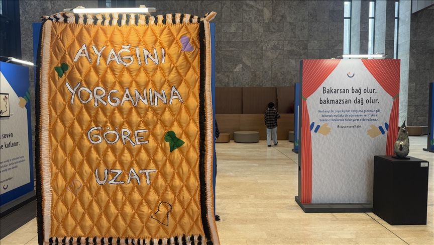 Atasözleri farklı disiplinlerden sanat eserlerine dönüştürüldü