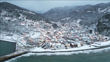 Kastamonu'da kar yağışının ardından oluşan manzara dronla görüntülendi