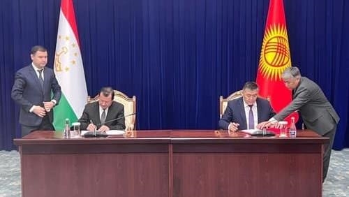 Кыргызстан и Таджикистан подписали окончательный протокол о делимитации границы