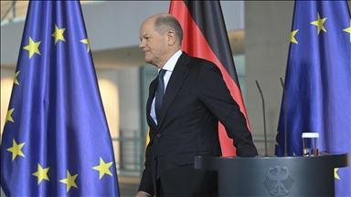 Germany elections: Can Olaf Scholz win battle to remain chancellor?