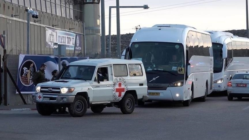 بينهم 50 مؤبدا.. الكشف عن أسماء 620 فلسطينيا يفرج عنهم السبت