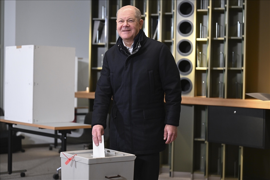 Njemački kancelar Scholz glasao na parlamentarnim izborima u Njemačkoj