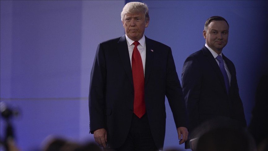 Trump meets Polish, Argentine presidents at conservative conference meeting