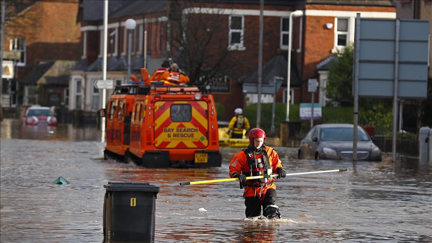 Heavy rain triggers UK flood warnings, major travel disruptions expected