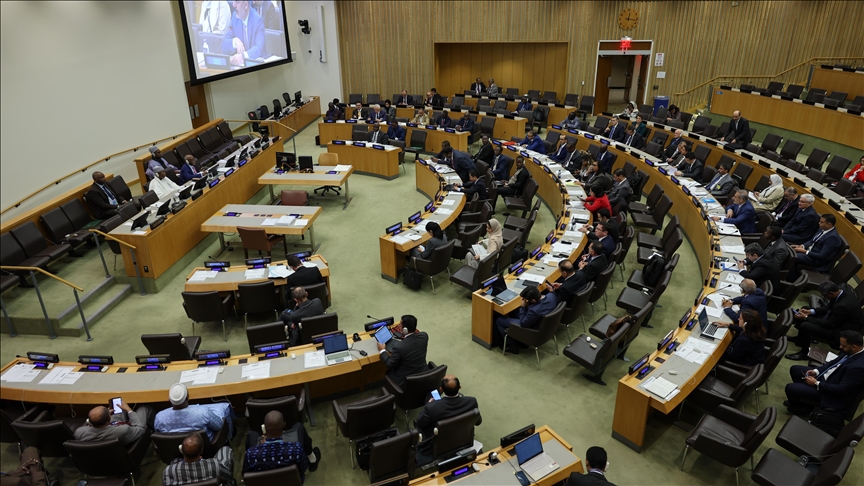 UN General Assembly adopts resolution calling for lasting peace in Ukraine