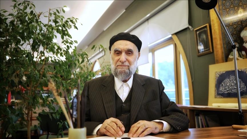 El calígrafo turco Hasan Çelebi, el maestro de los calígrafos