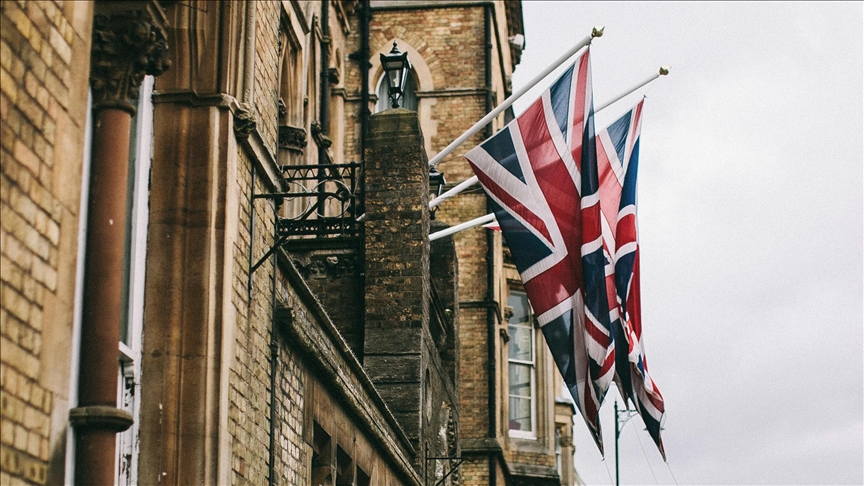 İngiltere Ulusal Sağlık Hizmeti Başkanı Pritchard, istifa edeceğini açıkladı