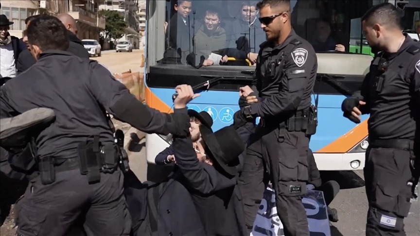 يهود حريديم يجددون احتجاجهم ضد التجنيد بالجيش الإسرائيلي