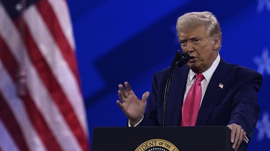 Трамп объявил о введении "золотых карт" для иностранцев