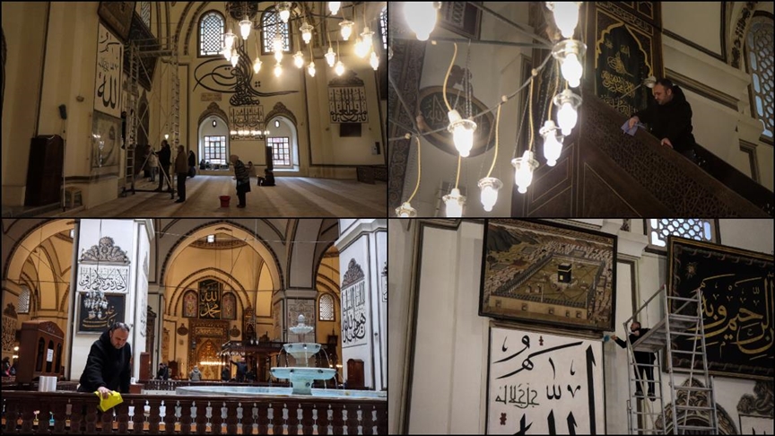 Osmanlı payitahtı Bursa'nın simgelerinden Ulu Cami ramazana gül suyuyla hazırlanıyor