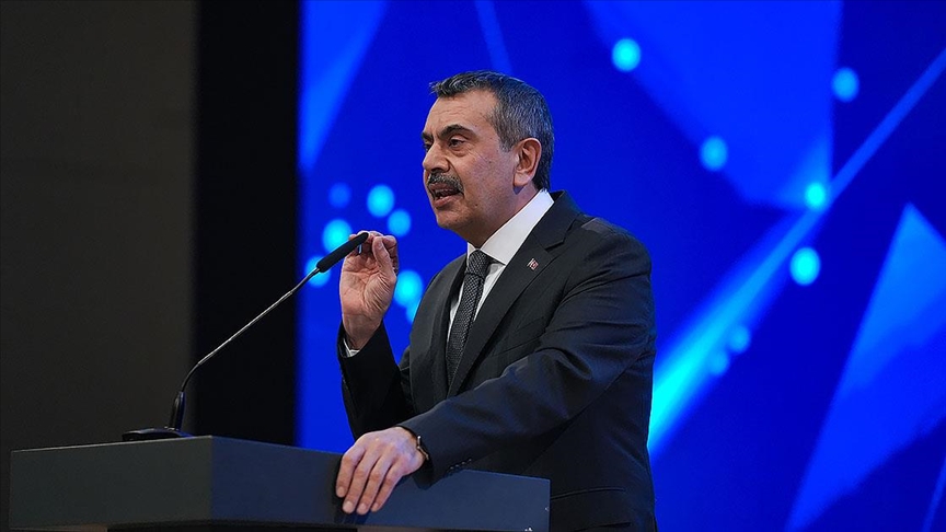 Milli Eğitim Bakanı Tekin: Dünyayla rekabet edecek beceri temelli bir müfredat getirdik