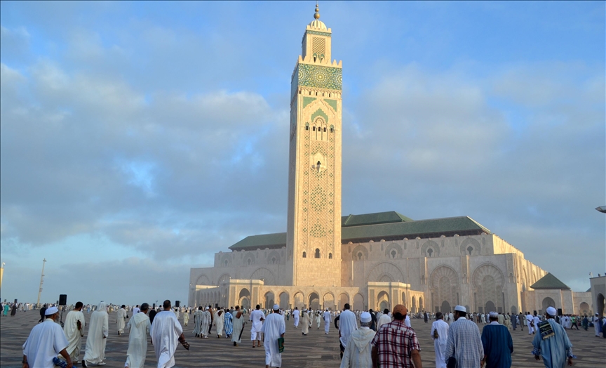 مقرئو رمضان.. قناديل إيمانية تضيء مساجد المغرب (تقرير)