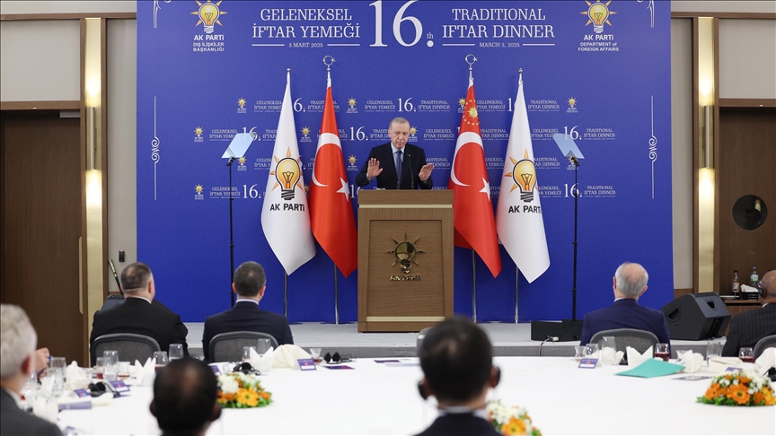 Erdogan: Muslimani moraju biti adekvatno zastupljeni u globalnim procesima donošenja odluka