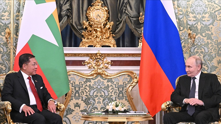 Путин: отношения между РФ и Мьянмой развиваются поступательно