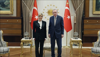 Erdogan u Ankari primio Kolindu Grabar-Kitarović