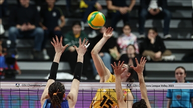 VakıfBank, CEV Şampiyonlar Ligi çeyrek final ilk maçında yarın Fenerbahçe'yi ağırlayacak