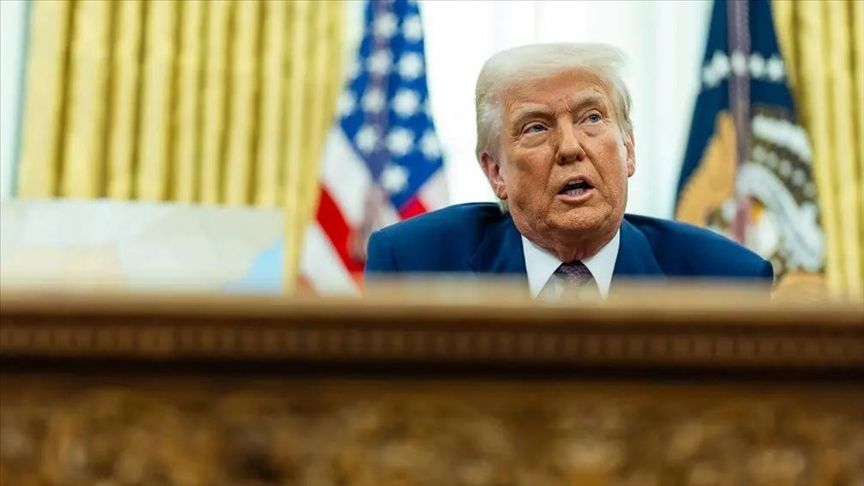 В США приостановили действие указа Трампа по смене пола у детей
