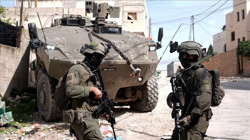 4 Palestinians injured in Israeli military raid in occupied West Bank