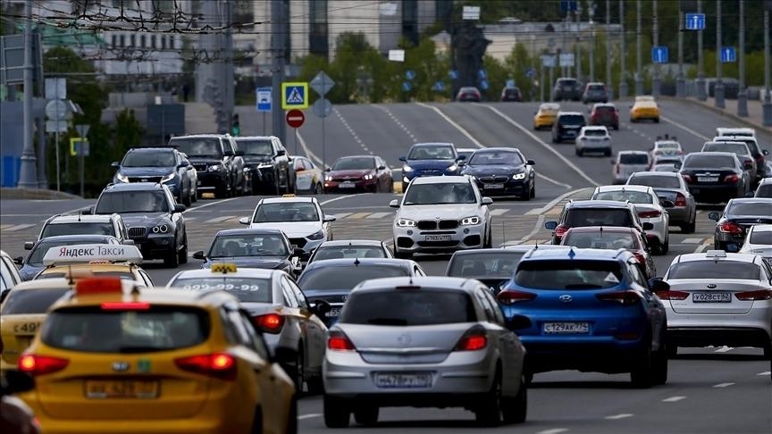 Продажи новых автомобилей в РФ упали впервые с марта 2023 года