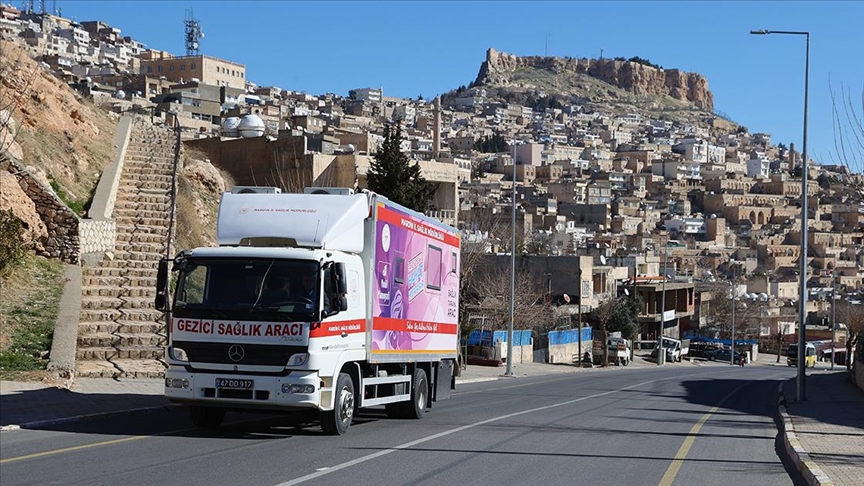 Mobil mamografi aracı erken tanı için kırsaldaki kadınların hizmetinde