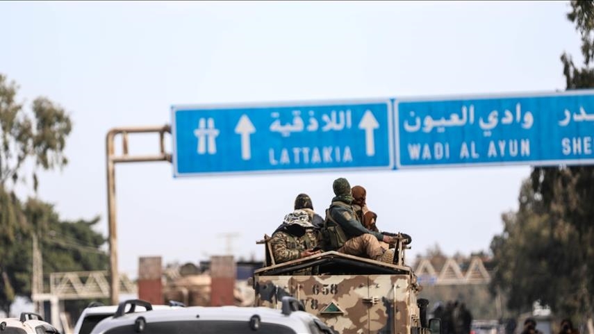 Syria extends curfew in Latakia, Tartus amid stepped up manhunt for Thursday's attackers on security forces