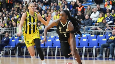 ING Kadınlar Basketbol Süper Ligi'nde derbi heyecanı