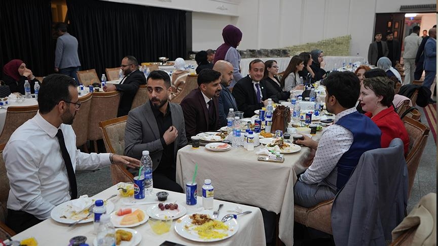 وقف "المعارف" التركي ينظم إفطارًا رمضانيًا في بغداد