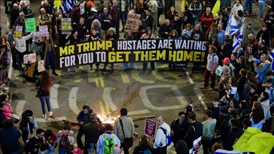 Israelis protest for 2nd day to demand completion of Gaza prisoner exchange deal