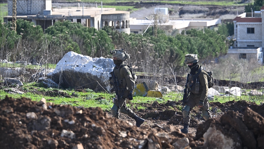 Lebanese soldier injured, kidnapped by Israeli forces in southern Lebanon: Army