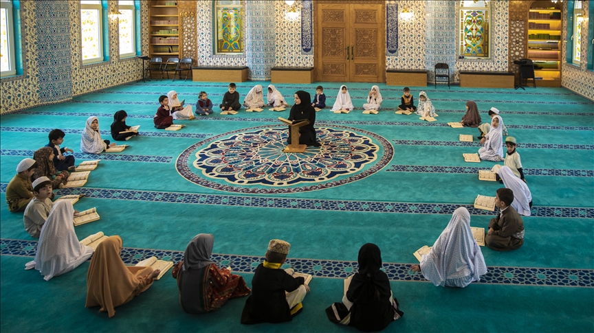 بەبۆنەی مانگی ڕەمەزان منداڵانی باخچەیەکی ساوایان لە هەولێر فێری خوێندنی قورئانی پیرۆز دەکرێن