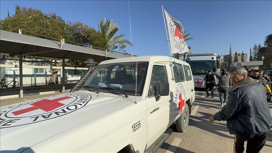 Red Cross vehicles head to southern Lebanon for handover of 6 Lebanese held by Israel