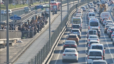 İstanbul'da akşam saatlerinde trafik yoğunluğu yüzde 80'e ulaştı