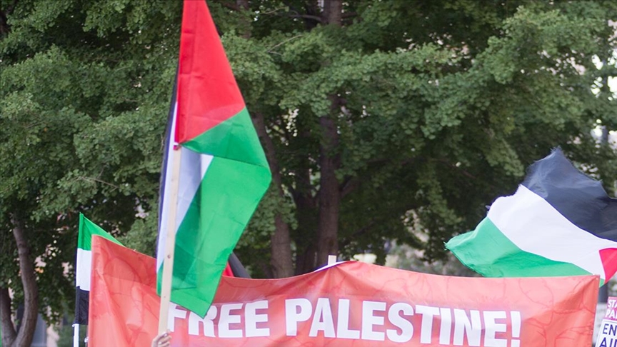 Filistinli öğrencinin ABD'de tutuklanması Chicago kentinde protesto edildi
