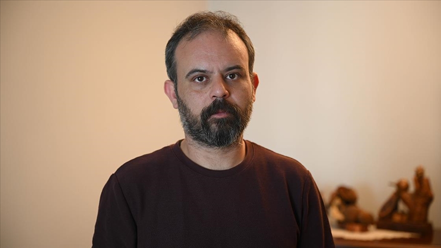Durakta gasbedilerek bıçaklanan gencin babası sanığın "en ağır cezayı" almasını istiyor