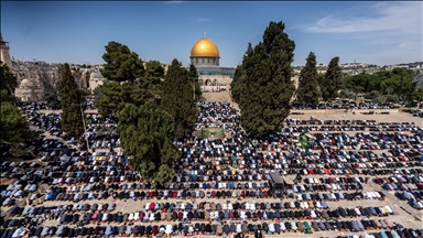 80,000 Palestinians gather in Al-Aqsa mosque to perform 2nd Friday prayer of Ramadan