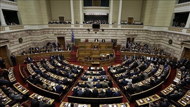 Major Greek Cabinet shuffle seems set to stem falling popularity