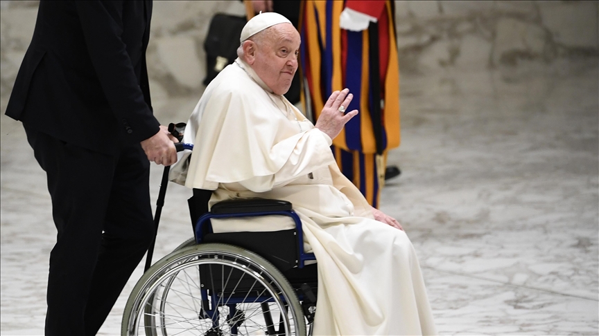 Pope Francis extends Church reform process for 3 years