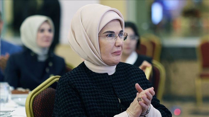 Emine Erdoğan'dan, devlet himayesindeki çocuklarla iftar programına ilişkin paylaşım